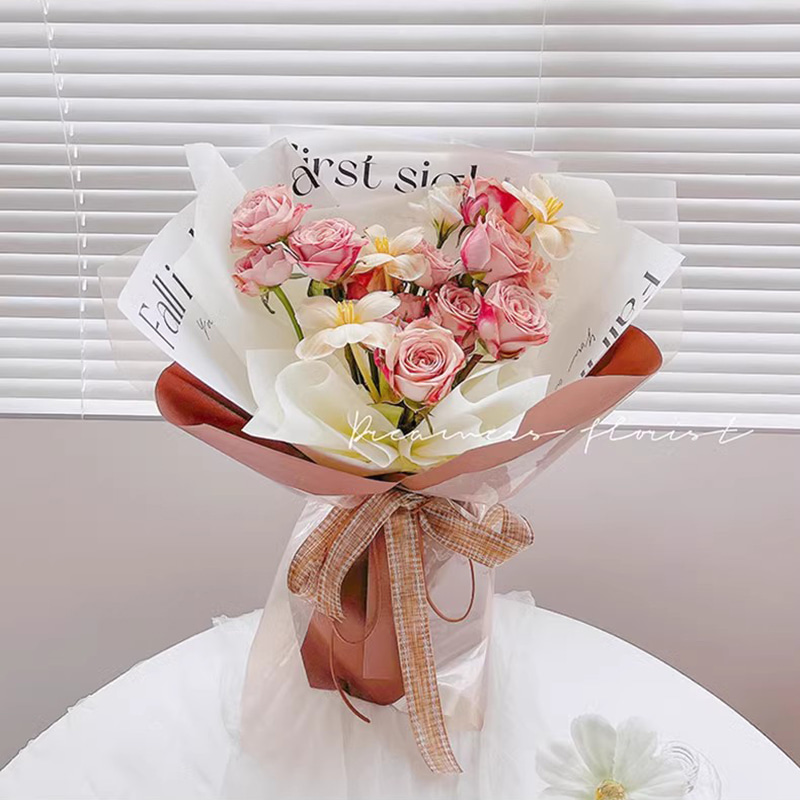 MYHC-53 One-Sided Love At First Sight English Decoration Plastic Flower Wrapping Paper