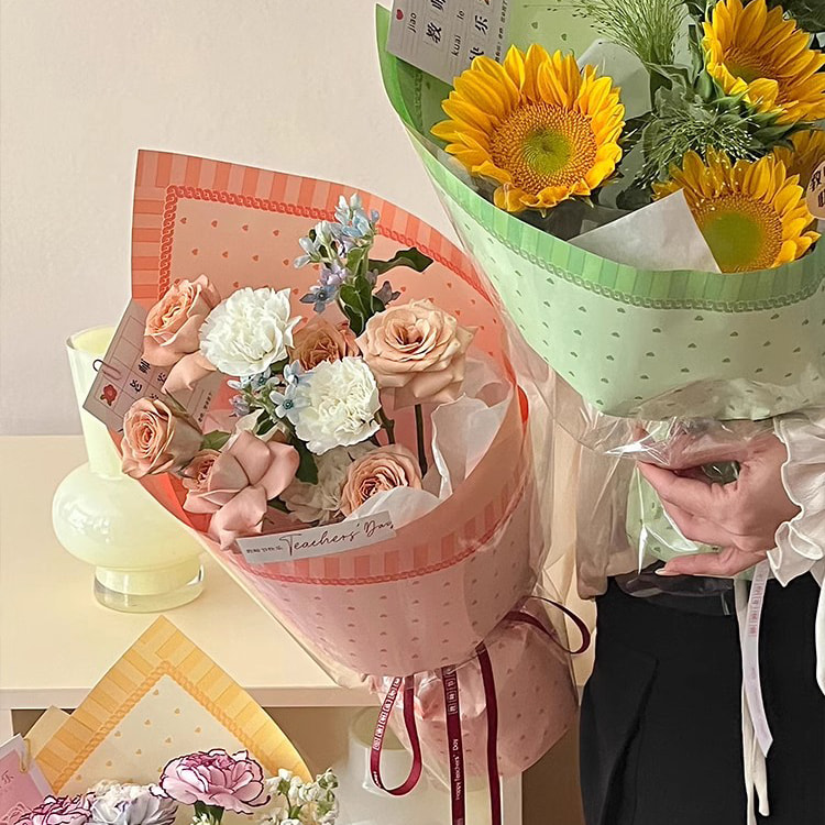 MYHC-65  Princess Dress Bright Color Plastic Flower Packaging Film 